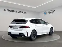 Gebraucht BMW M135 Performance 300 PS (220 kW) 2025 Alpinweiß uni Kleinwagen