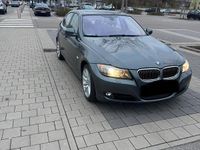 Gebraucht BMW 330 245 PS (180 kW) 2009 Grau Limousine