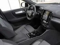 Gebraucht Volvo XC40 120 PS (88 kW) 2025 SUV