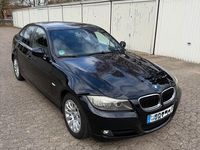Second-hand BMW 318 143 CP (105 kW) 2009 Negru Berlinǎ