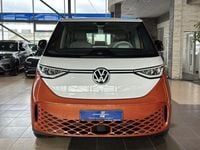 Gebraucht VW ID. Buzz Pro 150 kW (204 PS) 2024 Orange orange + weiß (metallic) Van / Kleinbus