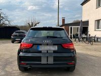 Gebraucht Audi A1 95 PS (69 kW) 2016 Schwarz Kleinwagen