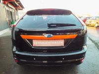 Gebraucht Ford Focus 100 PS (73 kW) 2008 Schwarz Limousine