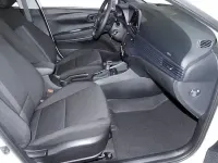 Neu Hyundai i20 Trend 100 PS (73 kW) 2025 Weiß Kleinwagen