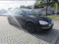 Gebraucht VW Golf V Trendline 102 PS (75 kW) 2009 Deep black perleffekt Kombi