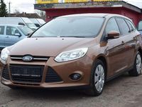 Gebraucht Ford Focus SYNC Edition 125 PS (91 kW) 2013 Braun Kombi