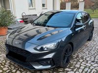 Gebraucht Ford Focus ST-Line 150 PS (110 kW) 2018 Grau Limousine