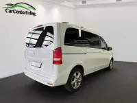 Gebraucht Mercedes V220 163 PS (119 kW) 2022 Weiß Van / Kleinbus