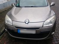 Gebraucht Renault Mégane 102 PS (75 kW) 2009 Gold Limousine