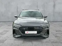 Gebraucht Audi e-tron Sportback S-Line 300 kW (408 PS) 2022 Daytonagrau perleffekt SUV