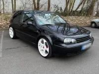 Usata VW Golf VI 75 CV (55 kW) 2010 Nero Utilitaria