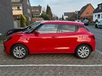 Gebraucht Suzuki Swift Comfort 83 PS (61 kW) 2023 Rot Kleinwagen