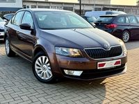 Usata Skoda Octavia Ambition 105 CV (77 kW) 2015 Marrone Utilitaria