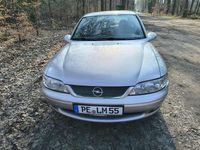 Gebraucht Opel Vectra 71 PS (52 kW) 1999 Limousine