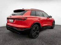 Gebraucht Audi SQ6 e-tron Ambiente 359 kW (489 PS) 2025 Rot SUV