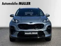 Gebraucht Kia Sportage 136 PS (100 kW) 2021 Css) lunarsilber met. (silber SUV