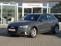 Gebraucht Audi A3 Ambiente 150 PS (110 kW) 2018 Grau Limousine