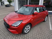Gebraucht Suzuki Swift Comfort 83 PS (61 kW) 2025 Rot Kleinwagen