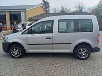 Second-hand VW Caddy 102 CP (75 kW) 2011 Argintiu Monovolum