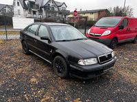Gebraucht Skoda Octavia 90 PS (66 kW) 1999 Schwarz Limousine
