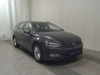 Gebraucht VW Passat Business 150 PS (110 kW) 2023 Mangangrau metallic Kombi