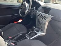 Gebraucht Opel Astra GTC Selection 90 PS (66 kW) 2010 Schwarz Coupé