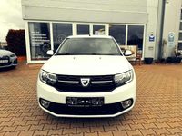 Gebraucht Dacia Sandero Lauréate 90 PS (66 kW) 2017 Gletscherweiss Kleinwagen