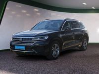 Gebraucht VW Touareg R-line 231 PS (169 kW) 2023 Blau / meloe blue kristalleffekt (metallic) SUV