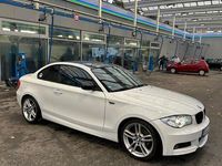 Gebraucht BMW 120 M Sport 177 PS (130 kW) 2012 Weiß Kleinwagen