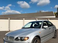 Gebraucht BMW 318 143 PS (105 kW) 2002 Silber Limousine