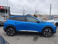 Second-hand Peugeot e-2008 Allure 100 kW (136 CP) 2022 Albastru SUV
