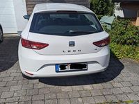 Gebraucht Seat Leon 105 PS (77 kW) 2013 Weiß Limousine