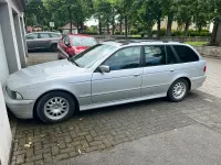 Gebraucht BMW 525 163 PS (119 kW) 2003 Silber Kombi