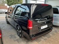 Gebraucht Mercedes V250 Night 190 PS (139 kW) 2023 Obsidianschwarz metallic Van / Kleinbus