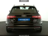 Używany Audi A4 Advanced 204 KM (150 kW) 2022 Czarny Kombi