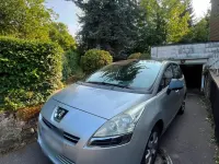 Gebraucht Peugeot 5008 110 PS (80 kW) 2013 Silber Van / Kleinbus