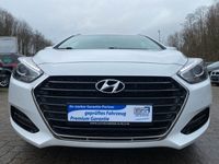 gebraucht Hyundai i40 cw blue Trend NAVI SHZ Tempomat PDC