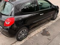 Gebraucht Renault Clio II 74 PS (54 kW) 2008 Schwarz Kleinwagen