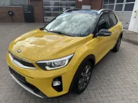 Gebraucht Kia Stonic Vision 120 PS (88 kW) 2018 (bmy) most yellow/black m SUV