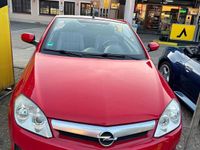 Gebraucht Opel Tigra 90 PS (66 kW) 2009 Rot Cabrio
