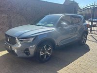 Gebraucht Volvo XC40 Plus 163 PS (119 kW) 2023 Grau SUV