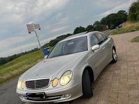Gebraucht Mercedes E320 224 PS (164 kW) 2004 Silber Limousine