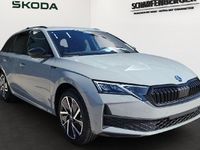 Neu Skoda Octavia RS 200 PS (147 kW) 2025 Grau Kombi