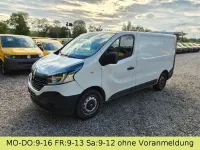 Gebraucht Renault Trafic Komfort 120 PS (88 kW) 2017 Weiß Van / Kleinbus