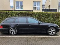 Gebraucht Mercedes E320 Avantgarde 224 PS (164 kW) 2003 Schwarz Limousine