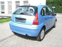 Gebraucht Citroën C3 Comfort 73 PS (53 kW) 2005 Blau Kleinwagen