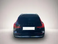 Gebraucht Volvo V60 Plus 455 PS (334 kW) 2024 Manufacturer Kombi