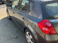 Gebraucht Kia Ceed 109 PS (80 kW) 2007 Grau Kleinwagen