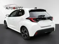 Neu Toyota Yaris Hybrid 2025 Weiss