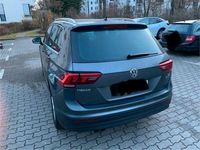Gebraucht VW Tiguan Sound 150 PS (110 kW) 2017 Grau SUV